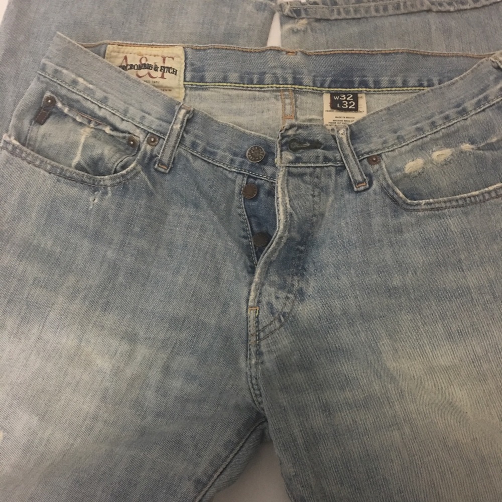 Abercrombie and Fitch light color button fly jeans